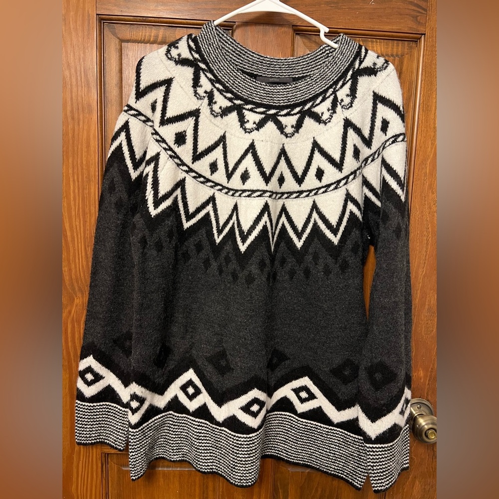 Lane Bryant Black and White Geometric Sweater